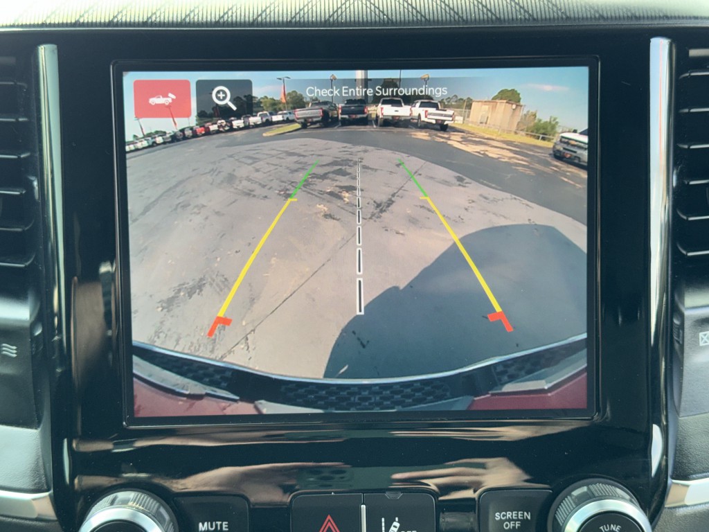 2025 RAM 1500 Image 21