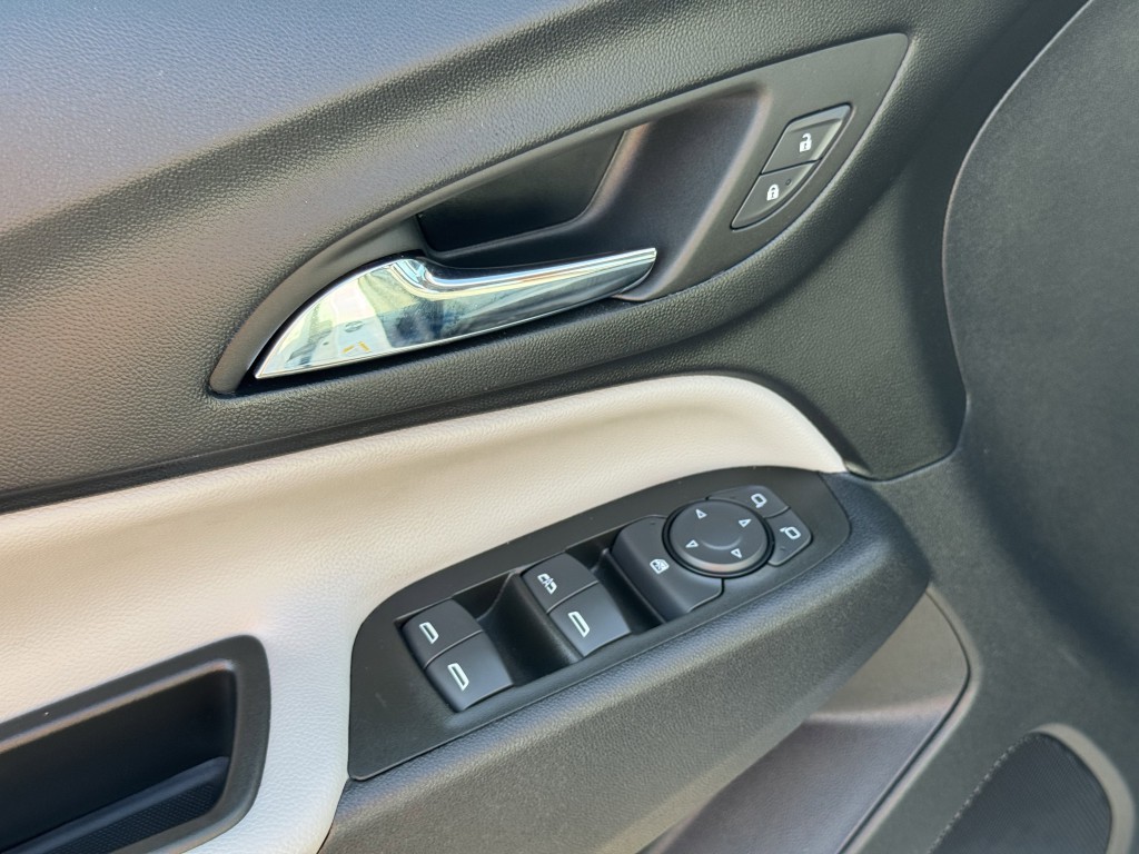 2023 Chevrolet Equinox Image 22