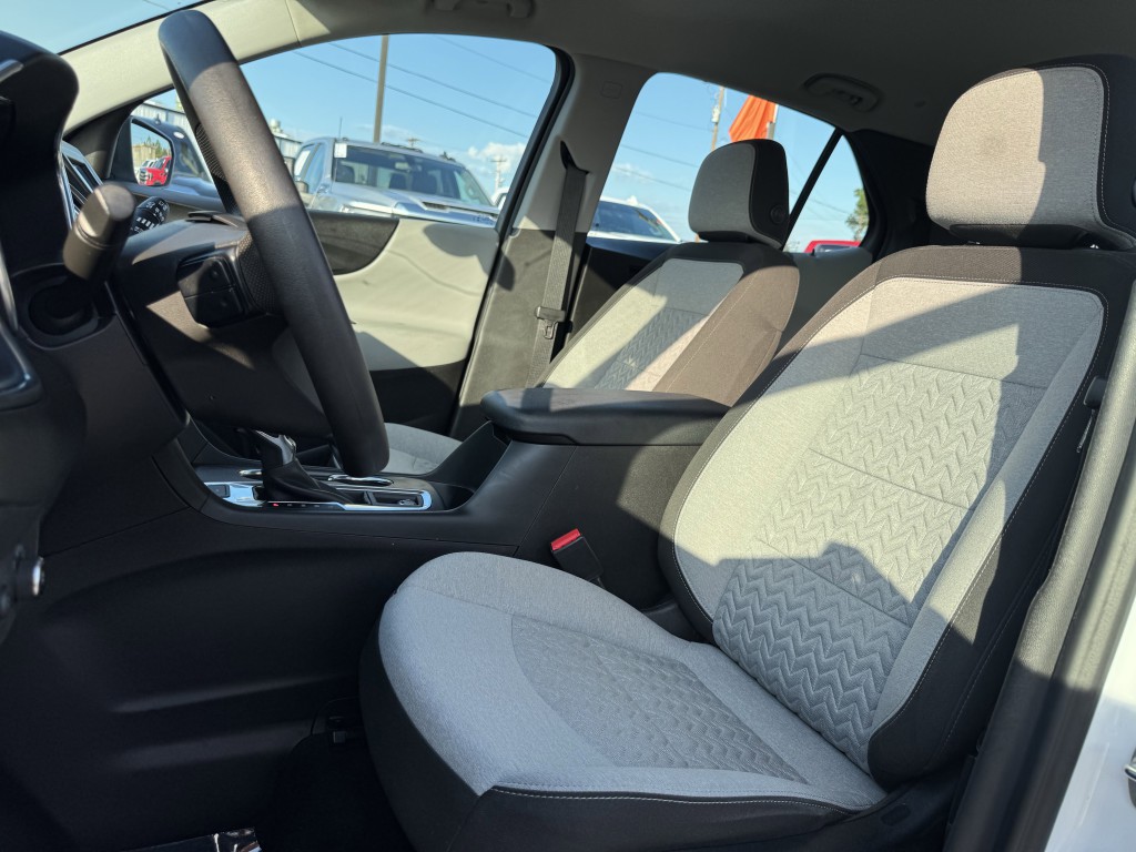 2023 Chevrolet Equinox Image 23