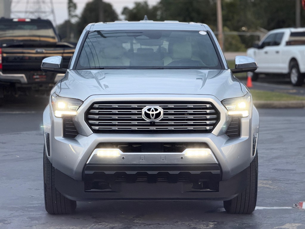 2024 Toyota Tacoma Image 5