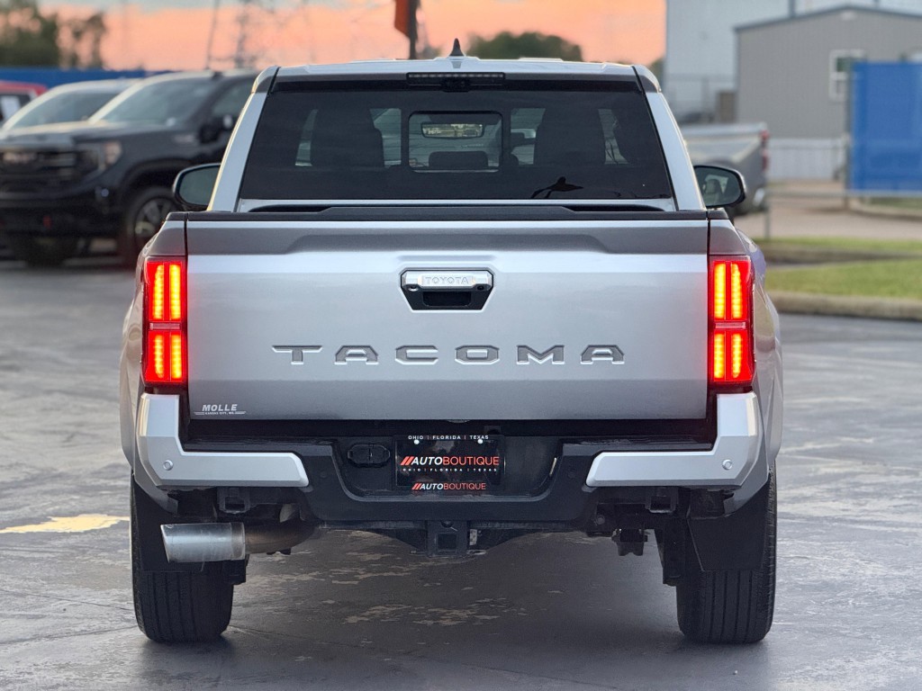 2024 Toyota Tacoma Image 6