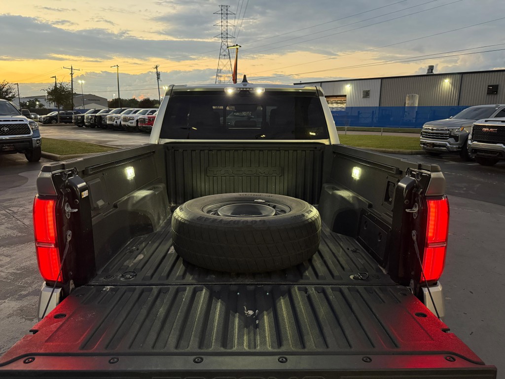 2024 Toyota Tacoma Image 28