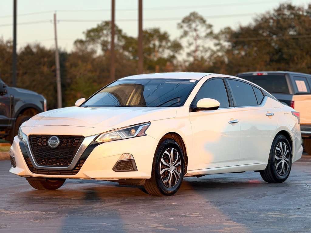 2019 Nissan Altima Image 5