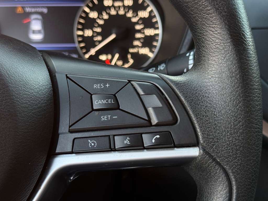 2019 Nissan Altima Image 17