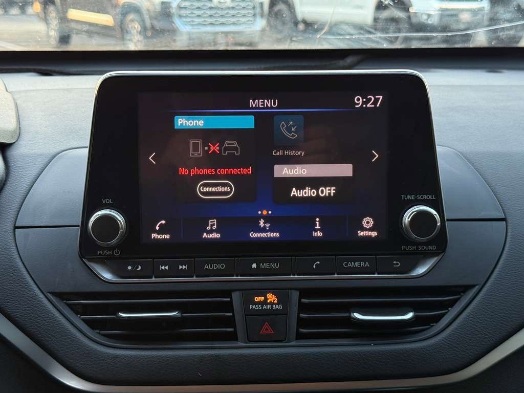 2019 Nissan Altima Image 19