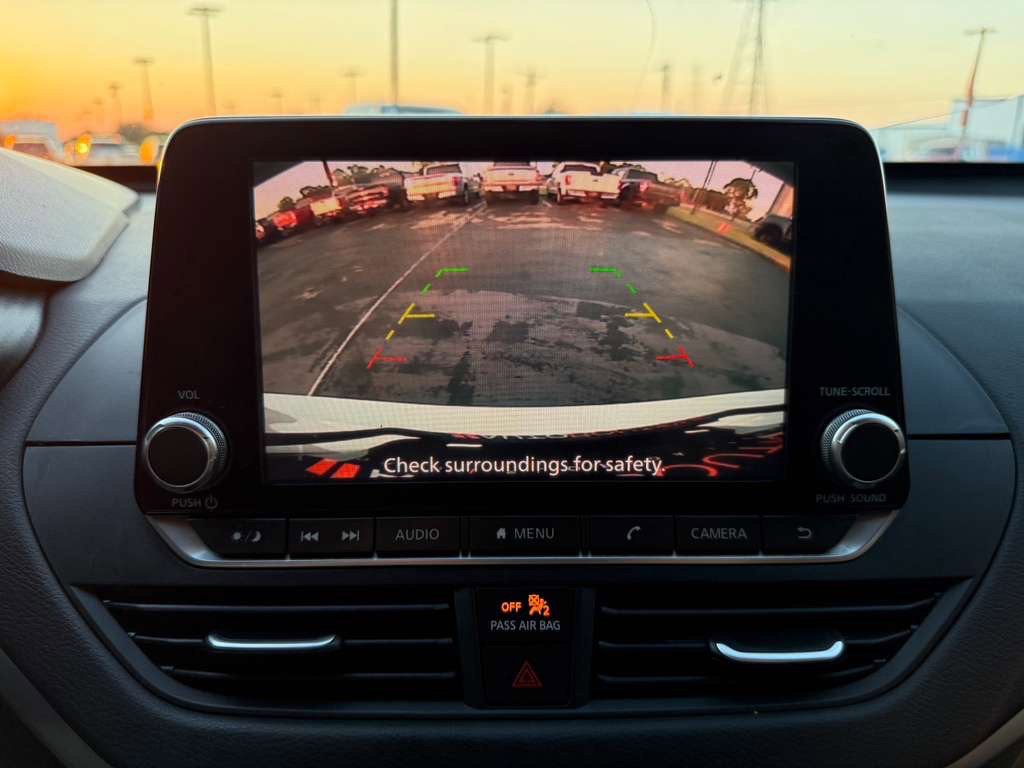 2019 Nissan Altima Image 20