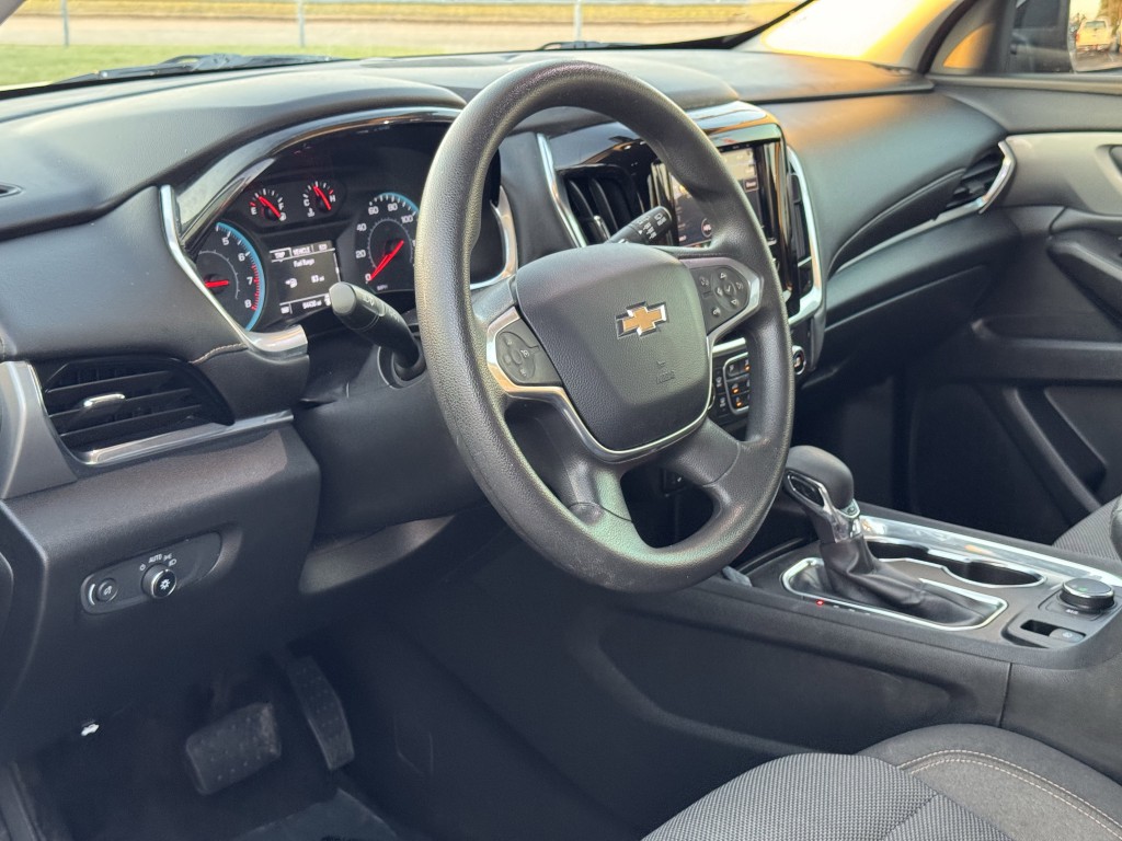 2021 Chevrolet Traverse Image 12