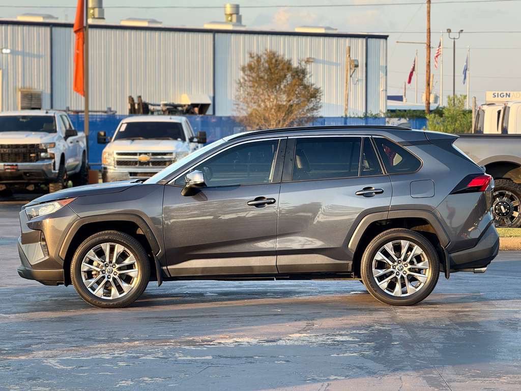 2021 Toyota Rav4 Image 9