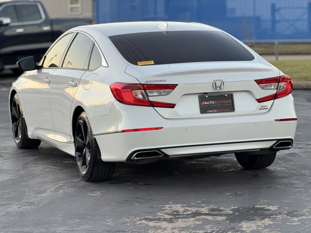 2019 Honda Accord Image 8