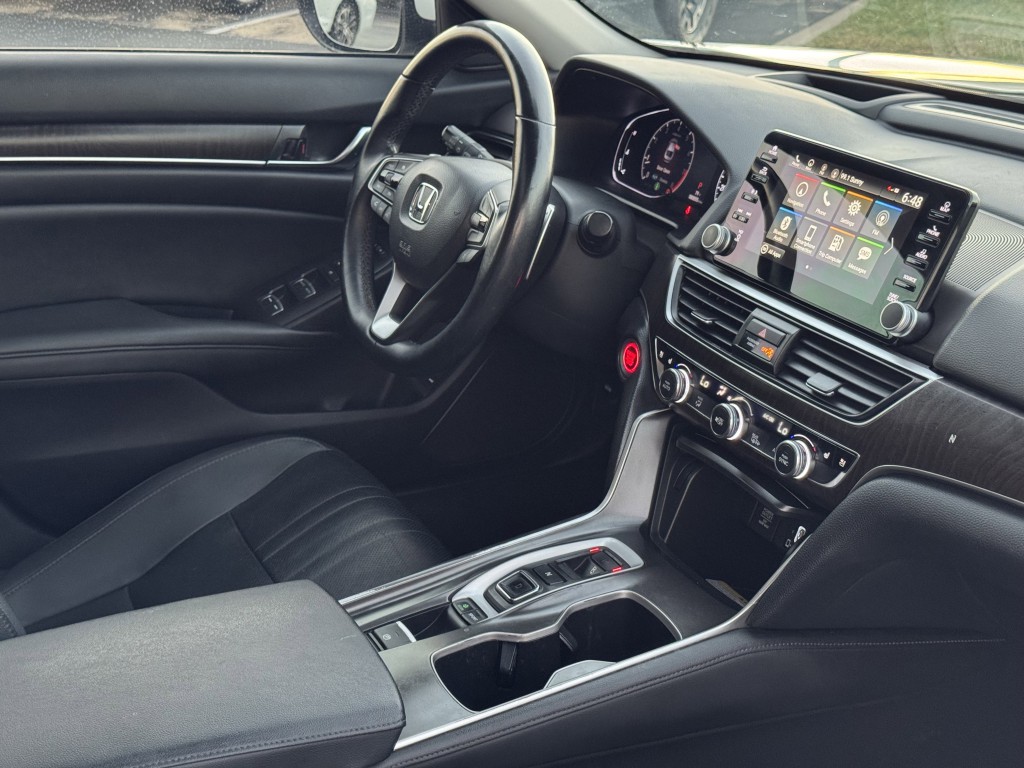 2019 Honda Accord Image 13
