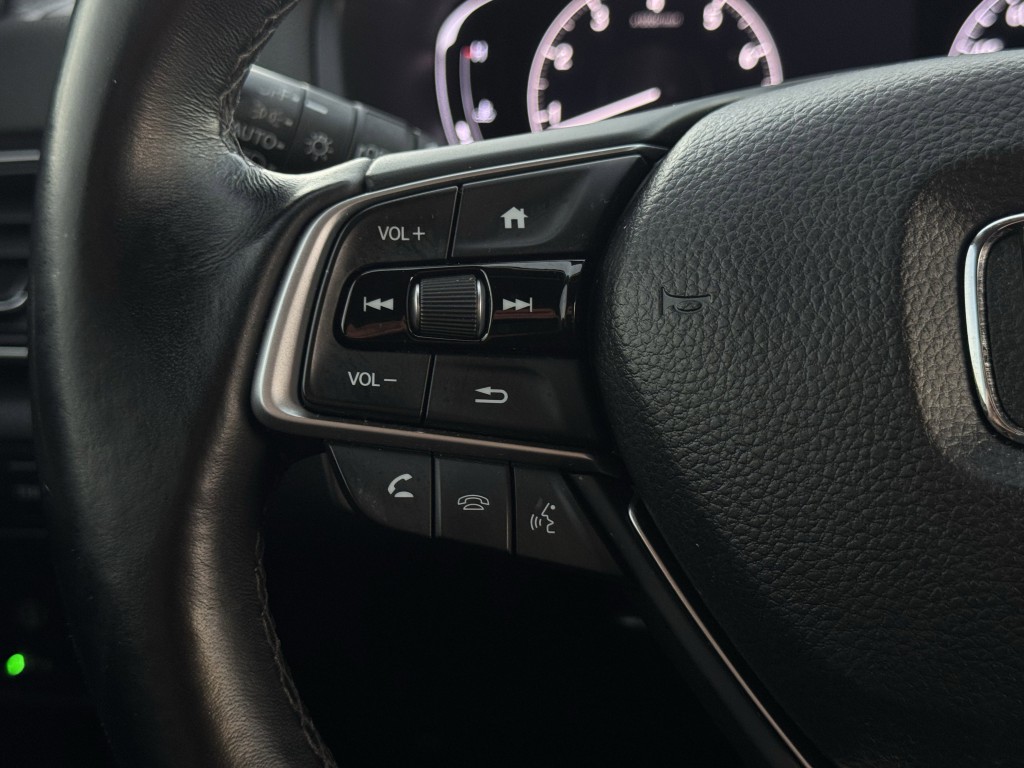 2019 Honda Accord Image 16