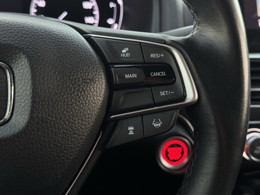 2019 Honda Accord Image 17