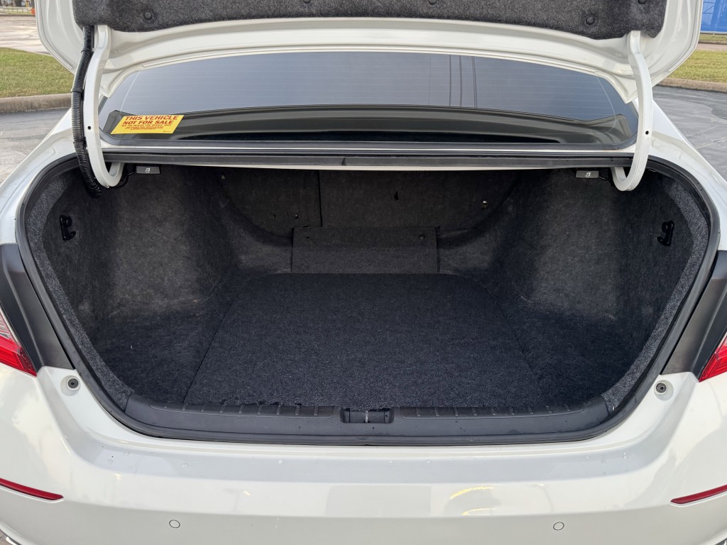 2019 Honda Accord Image 31