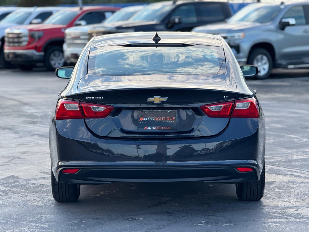 2023 Chevrolet Malibu Image 6