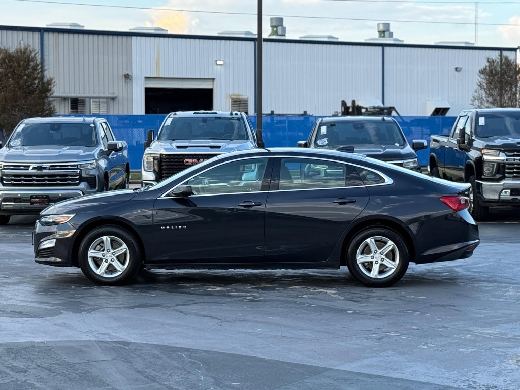 2023 Chevrolet Malibu Image 8