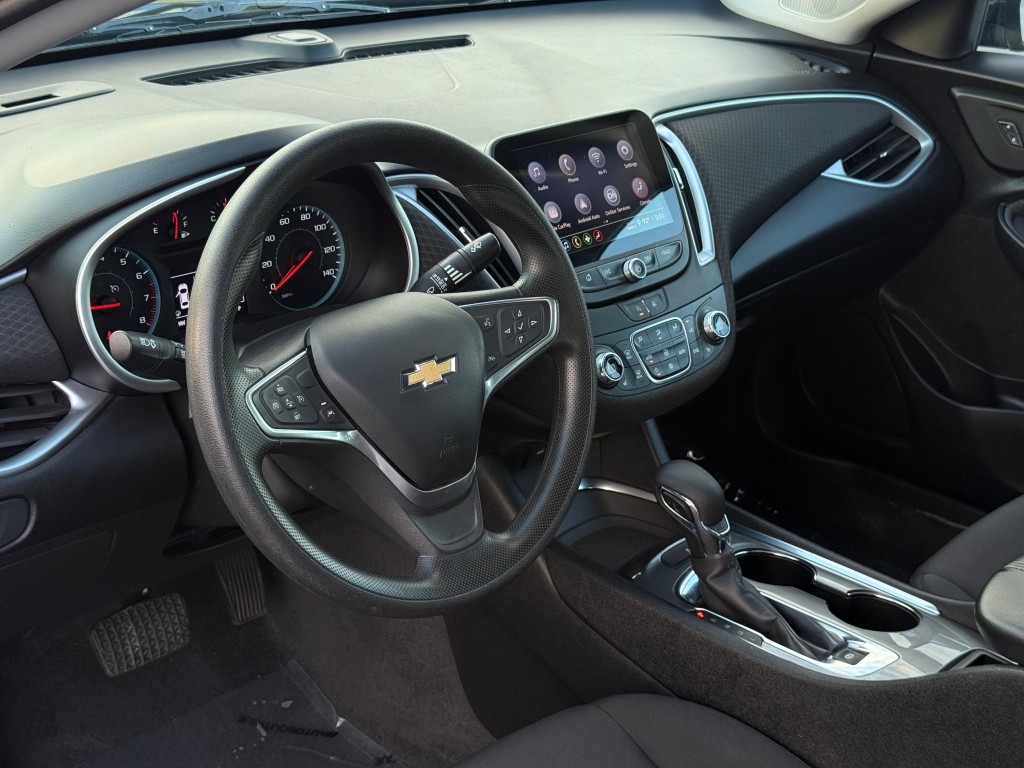 2023 Chevrolet Malibu Image 12