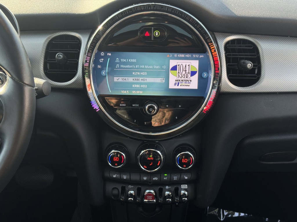 2023 MINI Cooper Image 19