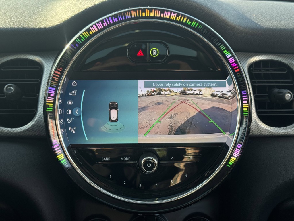 2023 MINI Cooper Image 21