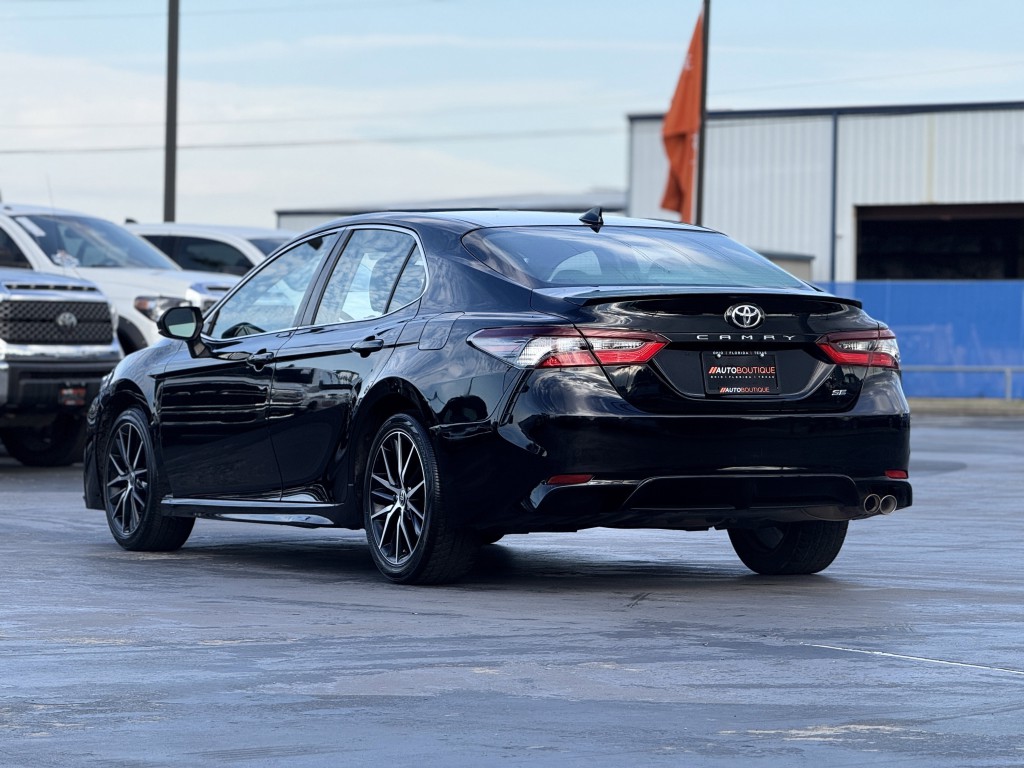 2021 Toyota Camry Image 8