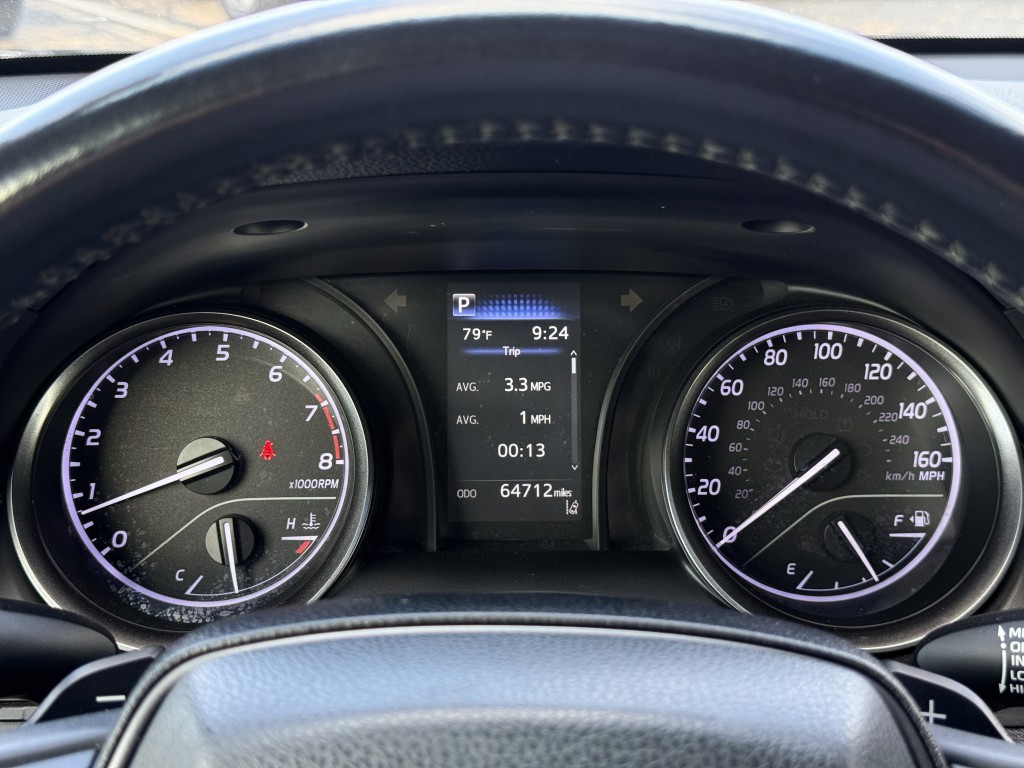 2021 Toyota Camry Image 18