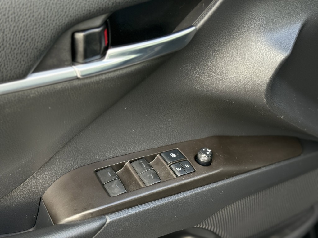 2021 Toyota Camry Image 22