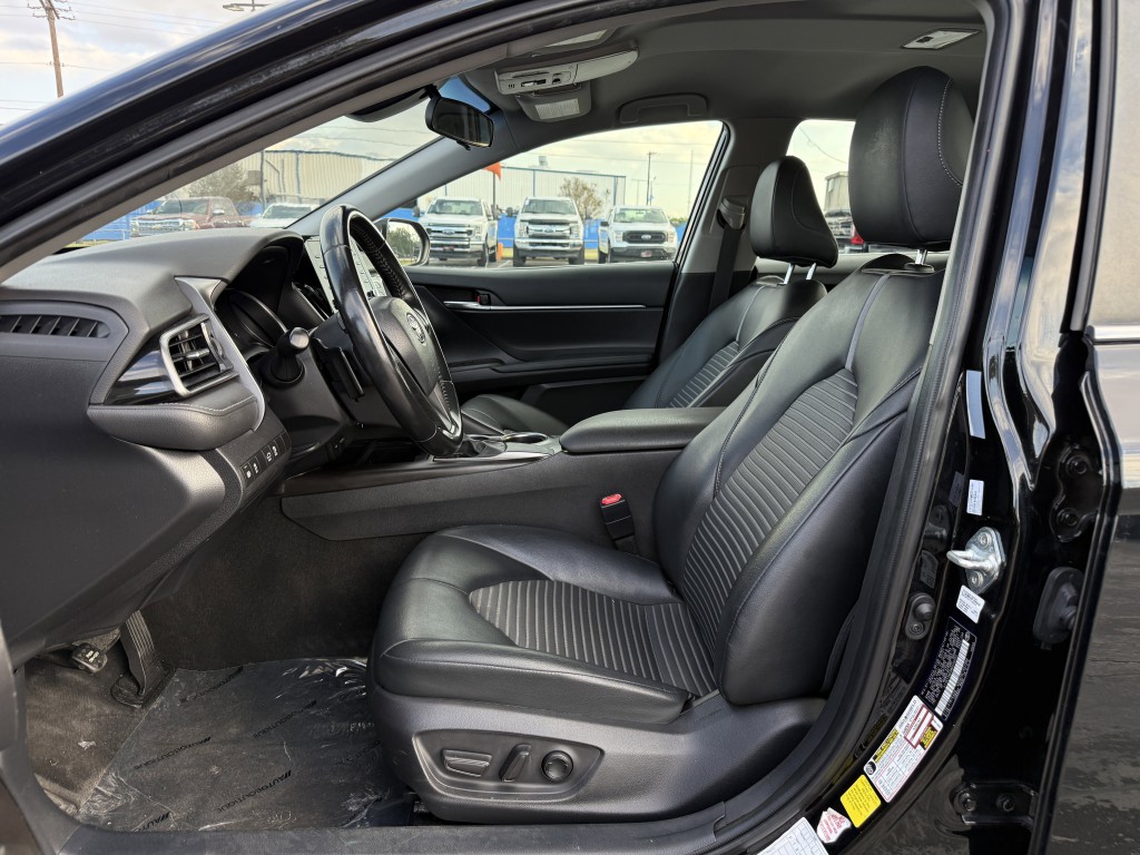 2021 Toyota Camry Image 23