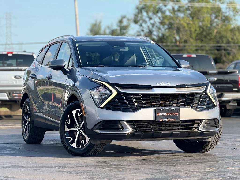 2023 Kia Sportage Image 3
