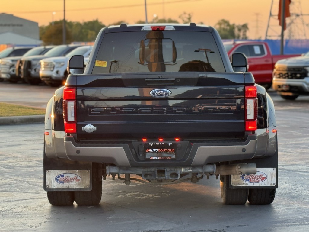 2022 Ford F-350 Image 7