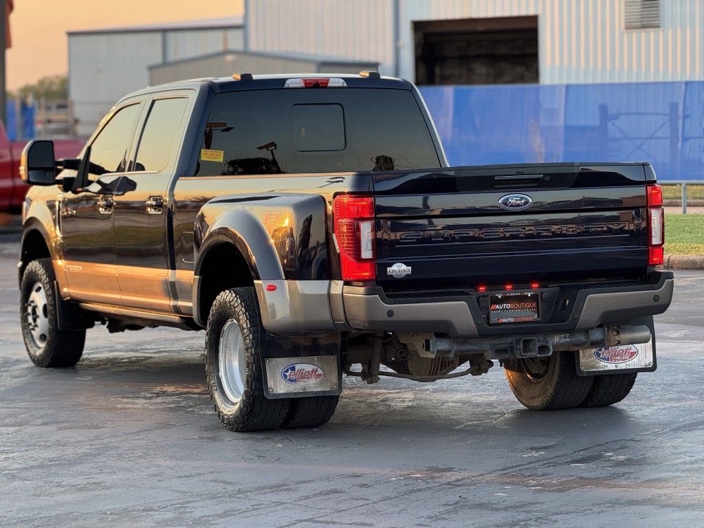 2022 Ford F-350 Image 8