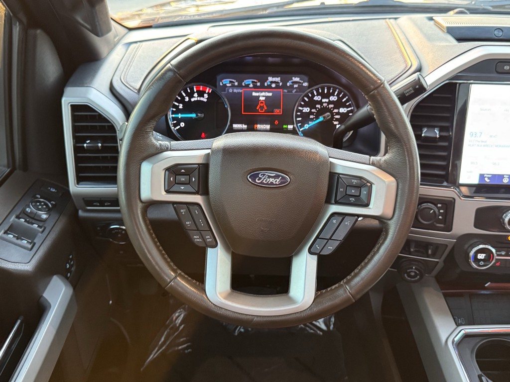 2022 Ford F-350 Image 15