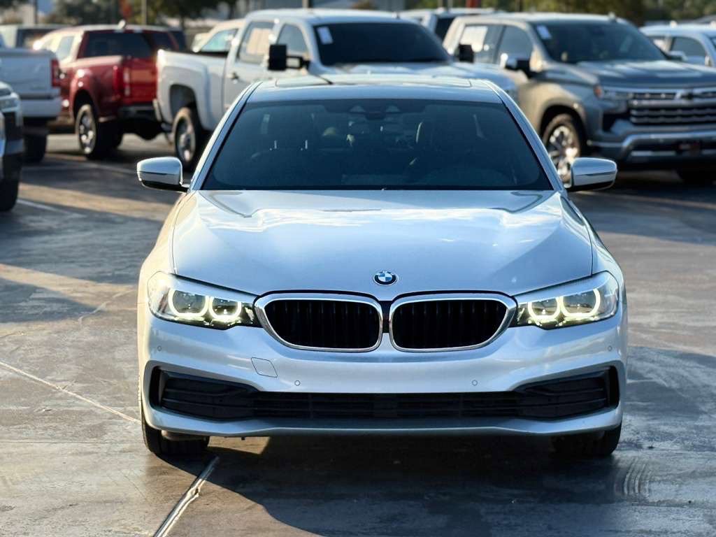 2019 BMW 5 Series Image 6