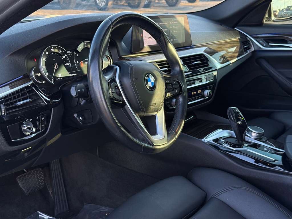 2019 BMW 5 Series Image 13