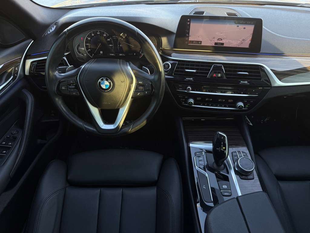 2019 BMW 5 Series Image 15