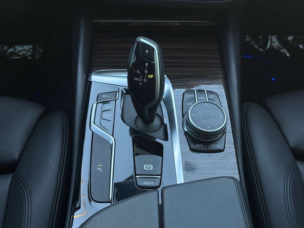 2019 BMW 5 Series Image 23