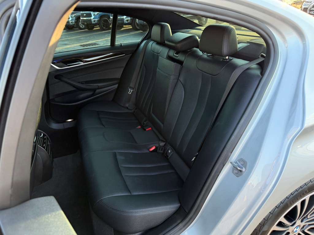 2019 BMW 5 Series Image 29