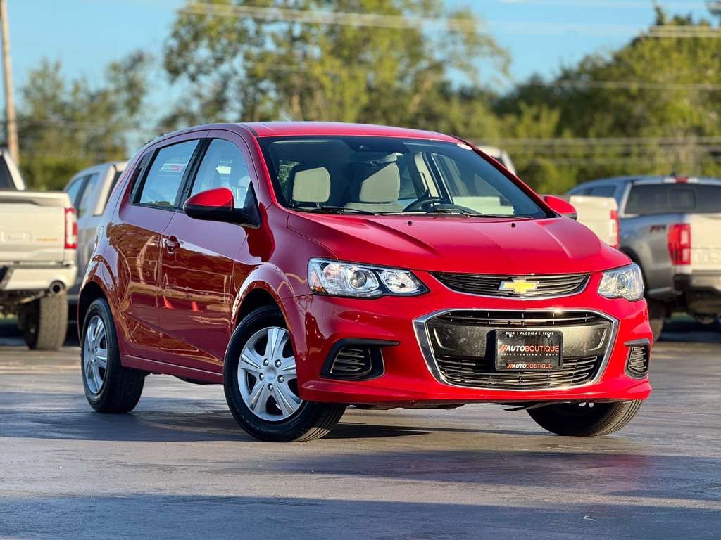 2020 Chevrolet Sonic Image 3