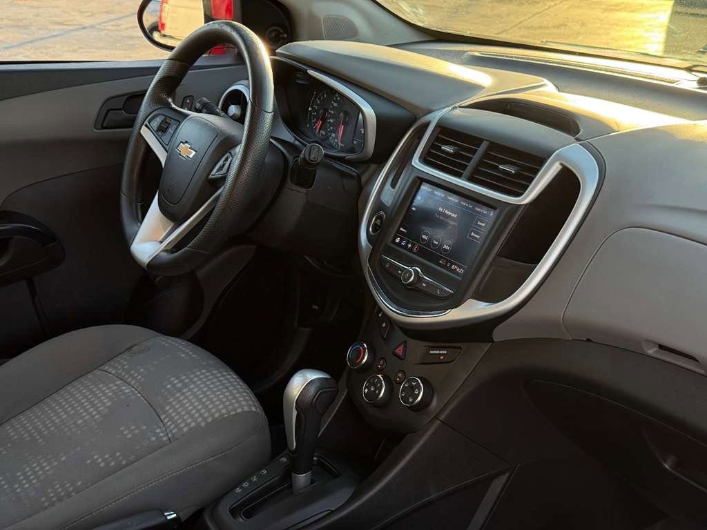 2020 Chevrolet Sonic Image 13