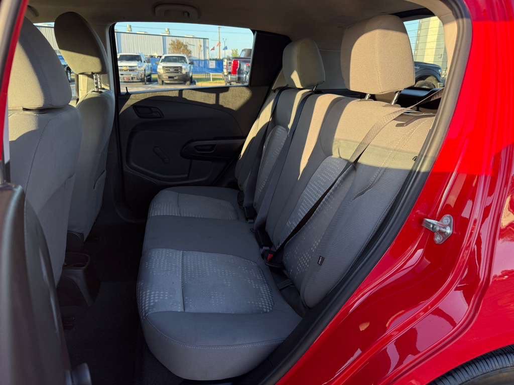 2020 Chevrolet Sonic Image 24