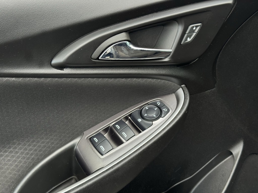 2023 Chevrolet Malibu Image 20