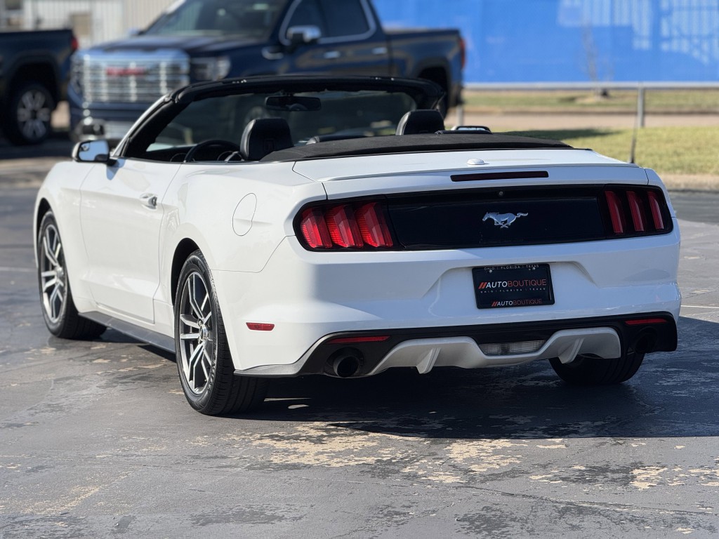 2015 Ford Mustang Image 9
