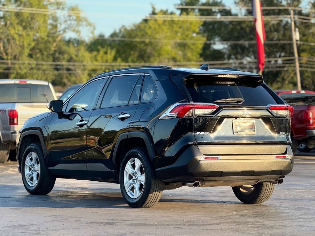 2021 Toyota Rav4 Image 9