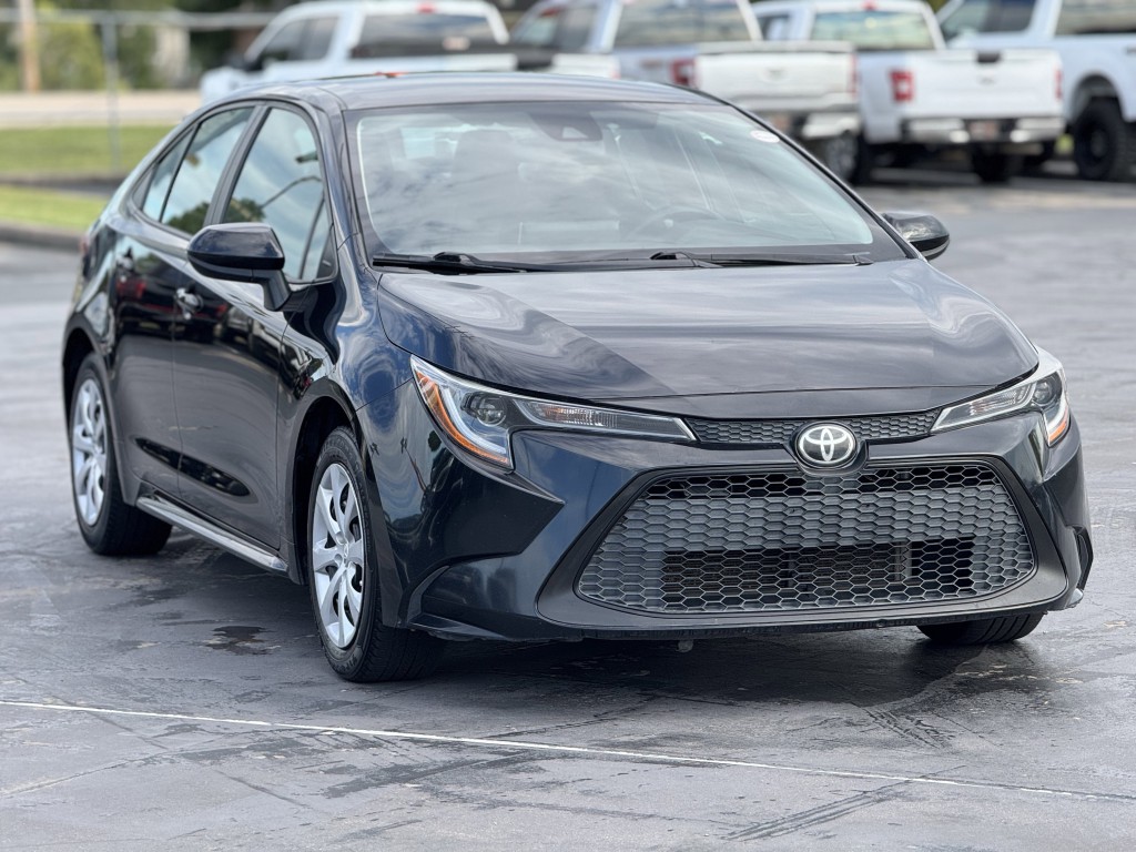 2021 Toyota Corolla Image 3
