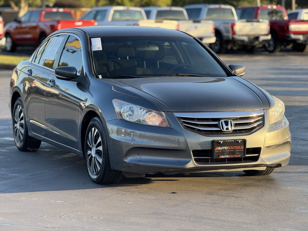 2012 Honda Accord Image 3