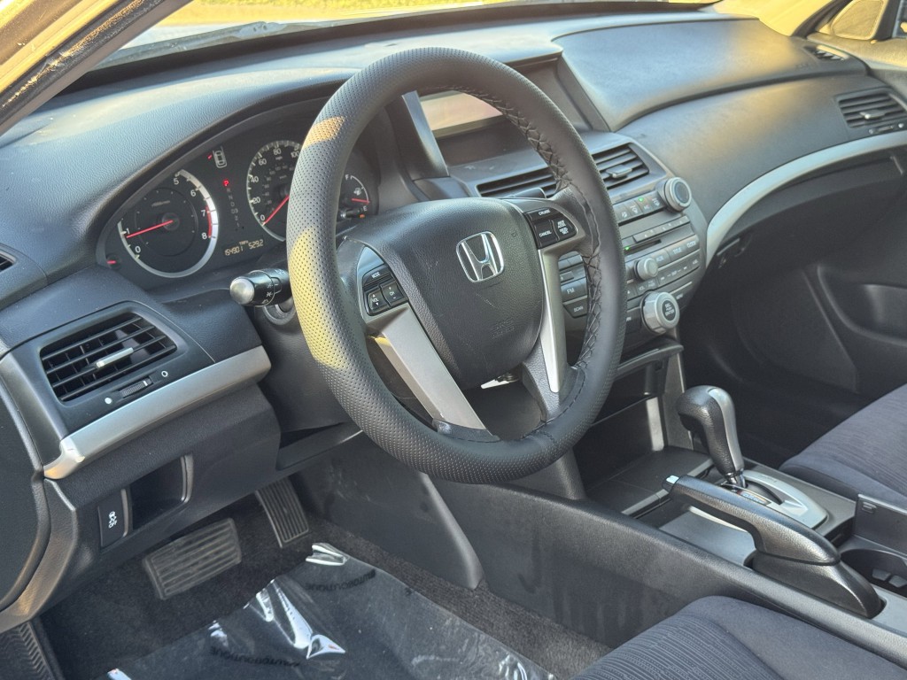 2012 Honda Accord Image 12