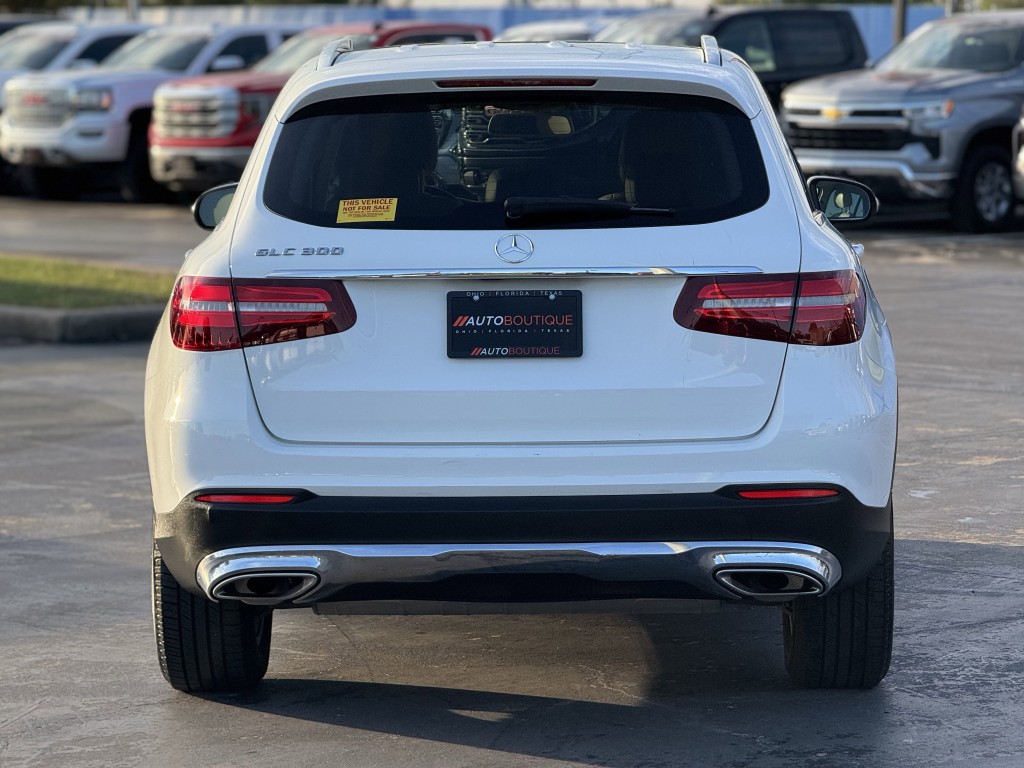 2019 Mercedes-Benz GLC-Class Image 8