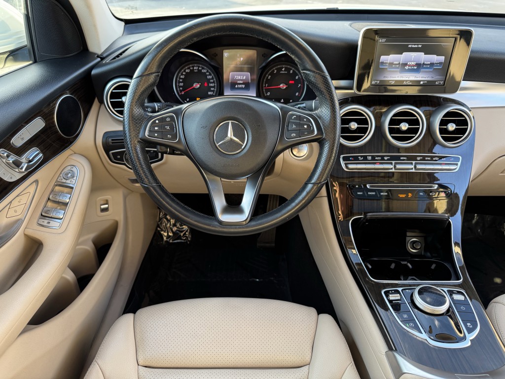 2019 Mercedes-Benz GLC-Class Image 14