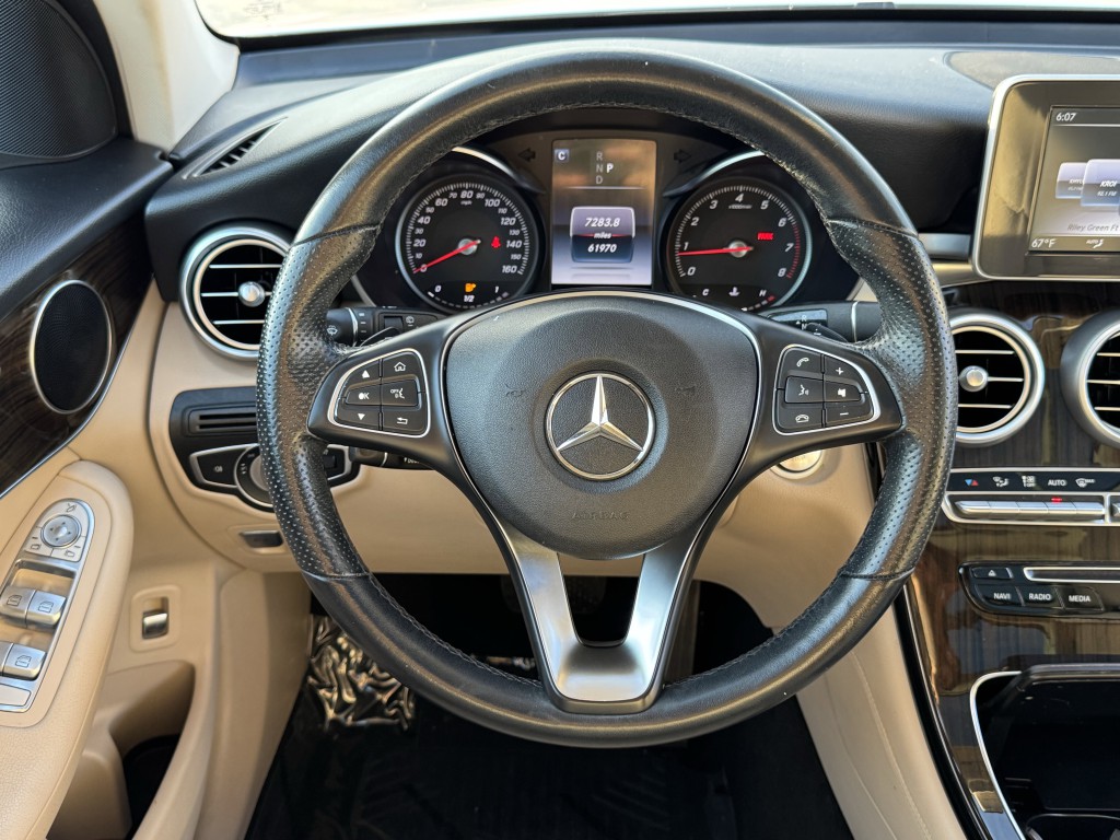 2019 Mercedes-Benz GLC-Class Image 15