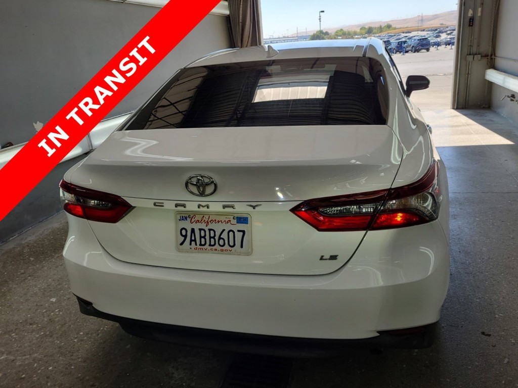 2022 Toyota Camry Image 6