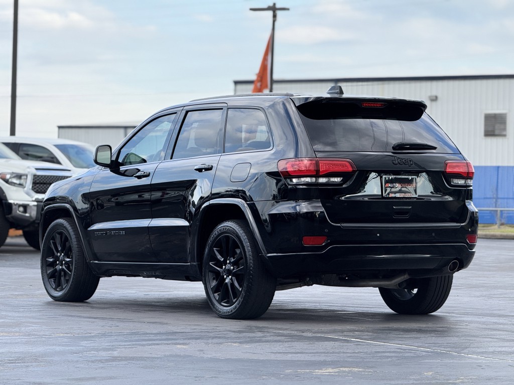 2019 Jeep Grand Cherokee Image 8