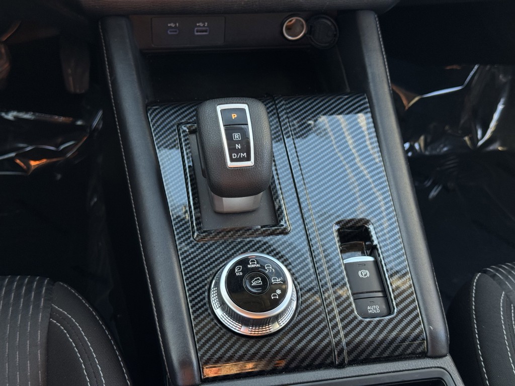 2024 Mitsubishi Outlander Image 22